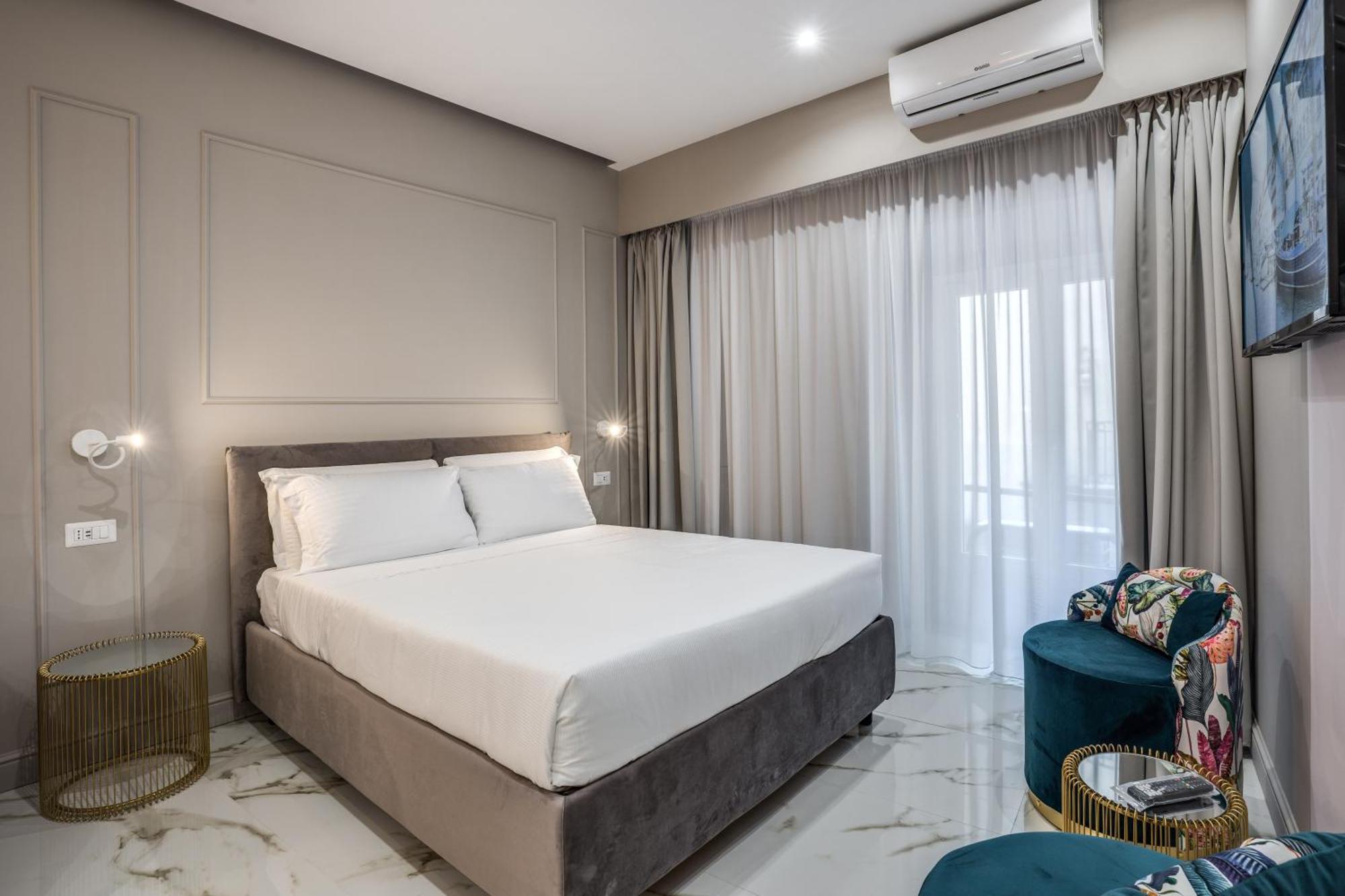 The Oasis Hotell Napoli Eksteriør bilde